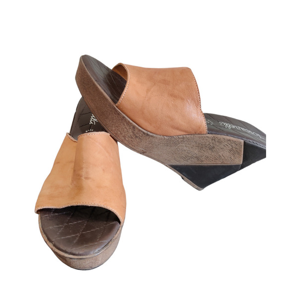 Leather Light Brown Toscanella Wedges size 10 - Picture 2 of 5